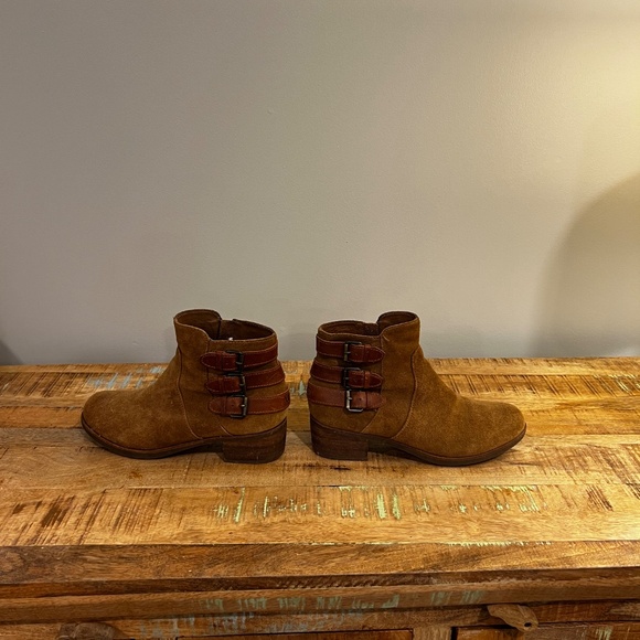 UGG - Volta Tan Brown Suede Leather Ankle Booties [Women - Size 8.5] - Picture 5 of 7